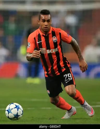 中超焦点战预测大连英博1-0上海海港_进攻_关键_核心