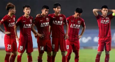 喜讯！穆斯卡特在11月21日官宣三位重量级强援已身披上港队亮相，未来将携手踢大连英博_莱昂纳多_李新翔_比赛